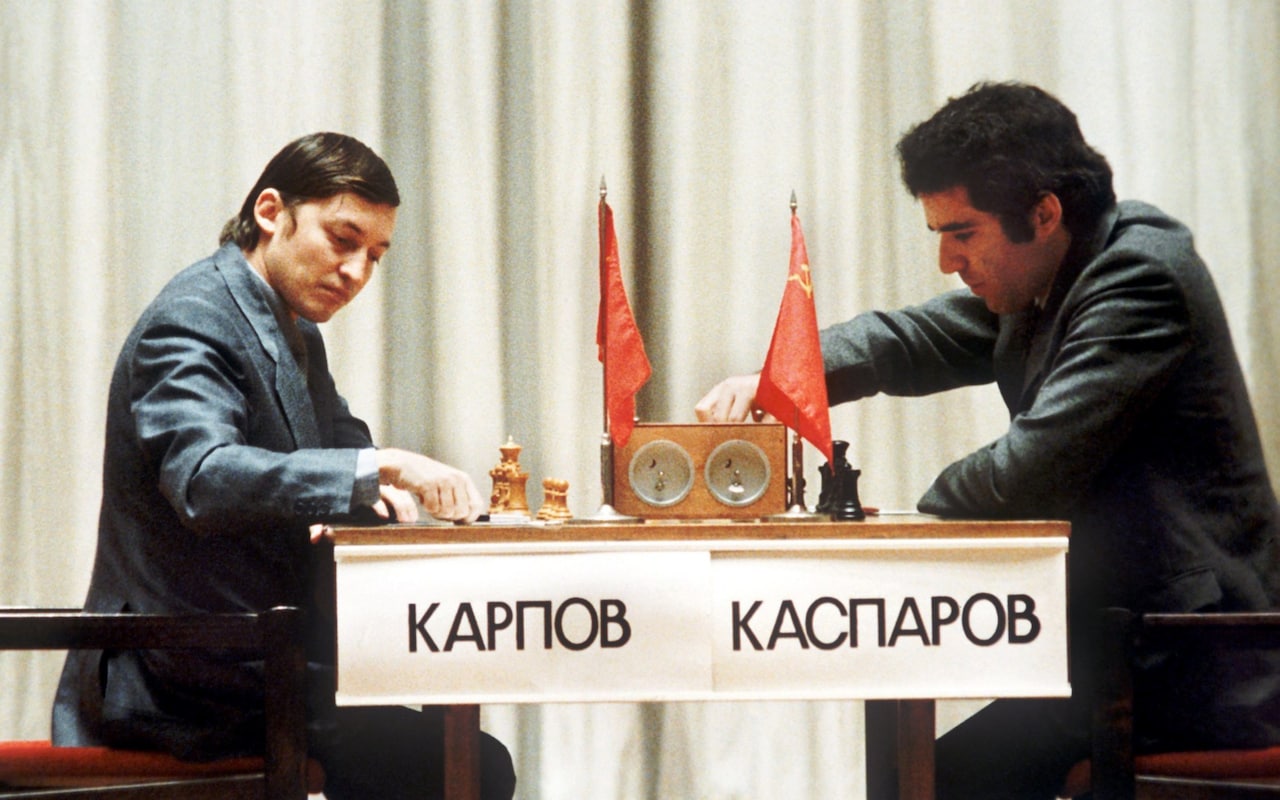 Duelo Karpov-Kasparov  por el título mundial en los 80
