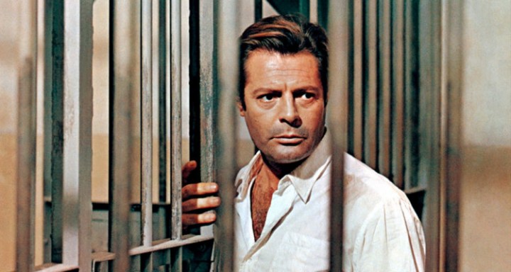 Mastroiani El Extranjero