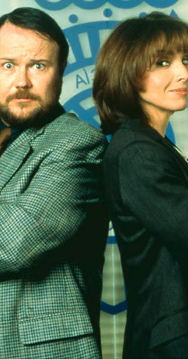 MV5BMTU2NDliNDEtYTVjZC00NTA0LWI2NmQtNWQ0YTNmMGE3NTYzXkEyXkFqcGdeQXVyMTA0MjU0Ng@@._V1_UY1200_CR467,0,630,1200_AL_